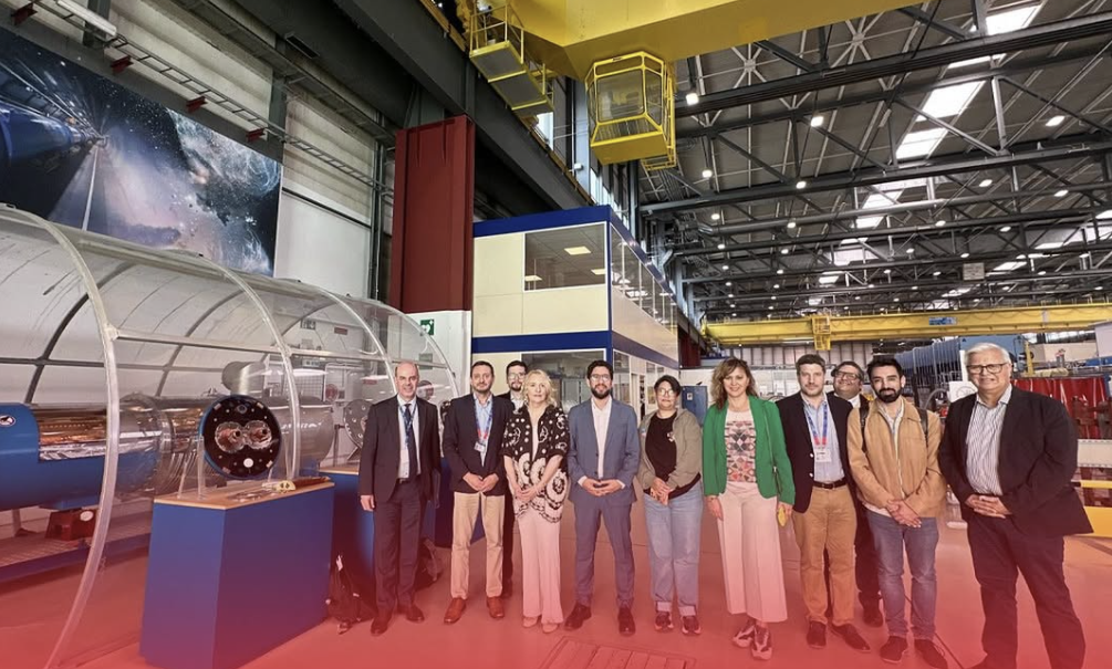 Delegación chilena visita el CERN con participación de equipo SAPHIR