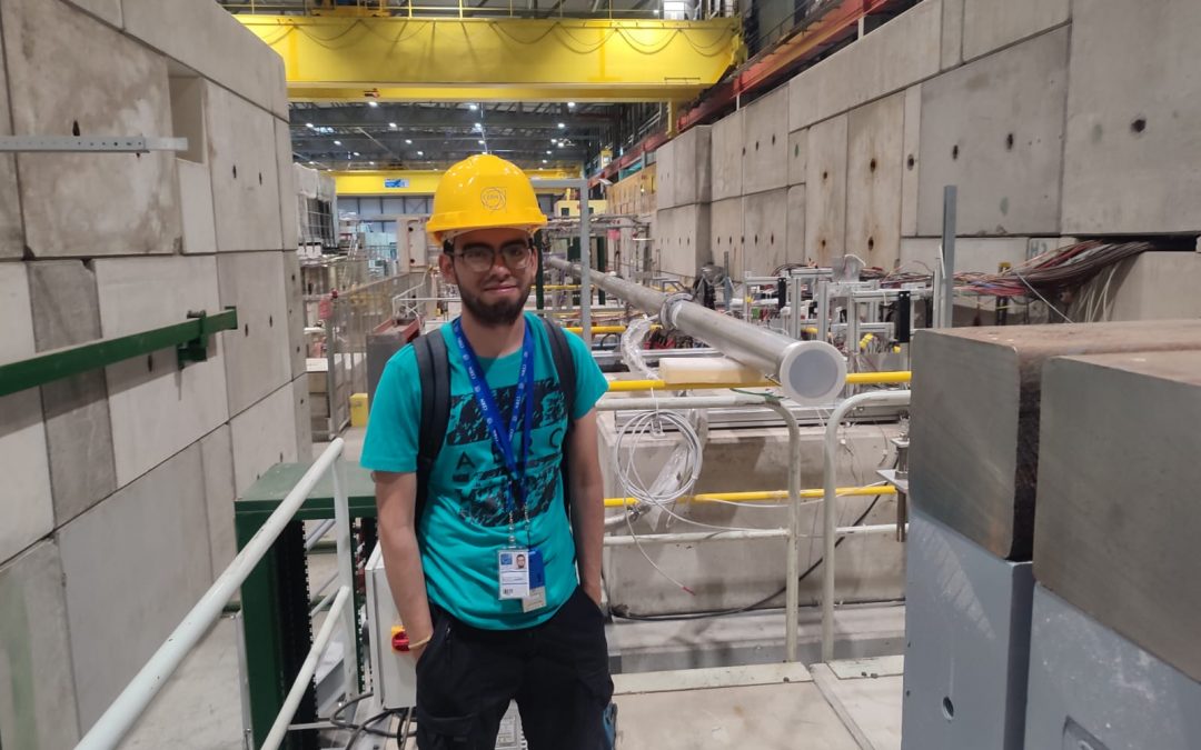 Conoce la experiencia de Sebastián, becario de SAPHIR que trabajó en el experimento SND del CERN