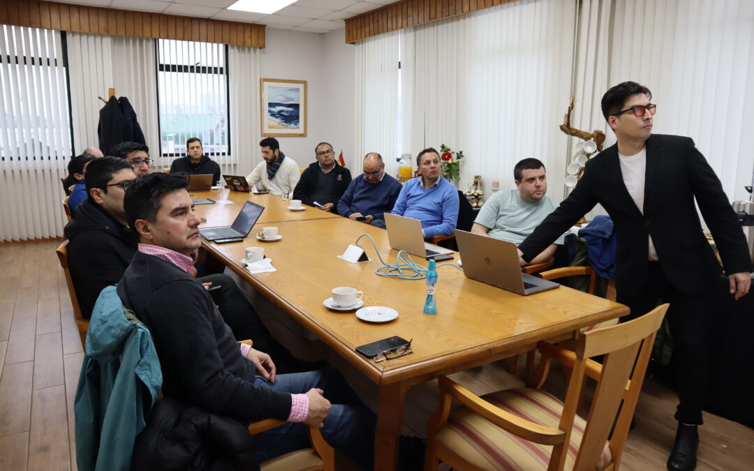 Chile apuesta por técnicos en física de partículas: SAPHIR y UTFSM presentan en Concepción el programa ProTeGi para impulsar su participación en experimentos internacionales
